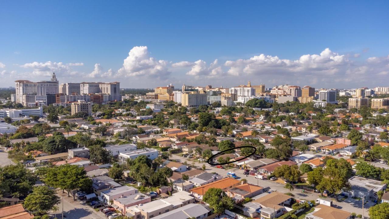 Beautiful, Fully Furnished 4Bed 2Bath House - 5 Minute Walk To Miracle Mile Downtown Coral Gables Villa Miami Exteriör bild